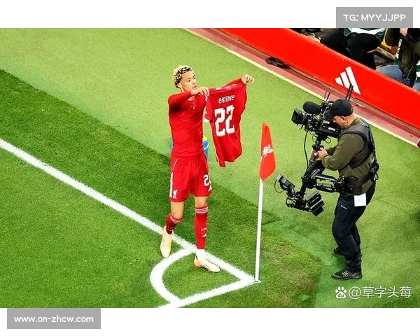 埃基蒂克空门顶偏,利物浦主场屡失良机